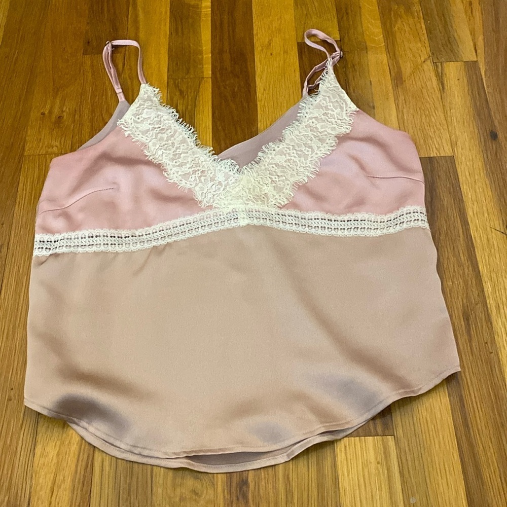 Heartloom Women’s Pink Tank Top With Lace Detailing Size M